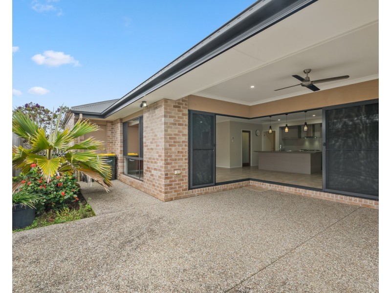 52 Ravensbourne Crescent, North Lakes QLD 4509