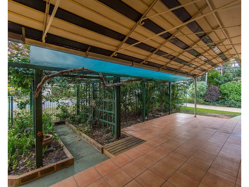 120 Maine Road, Clontarf QLD 4019