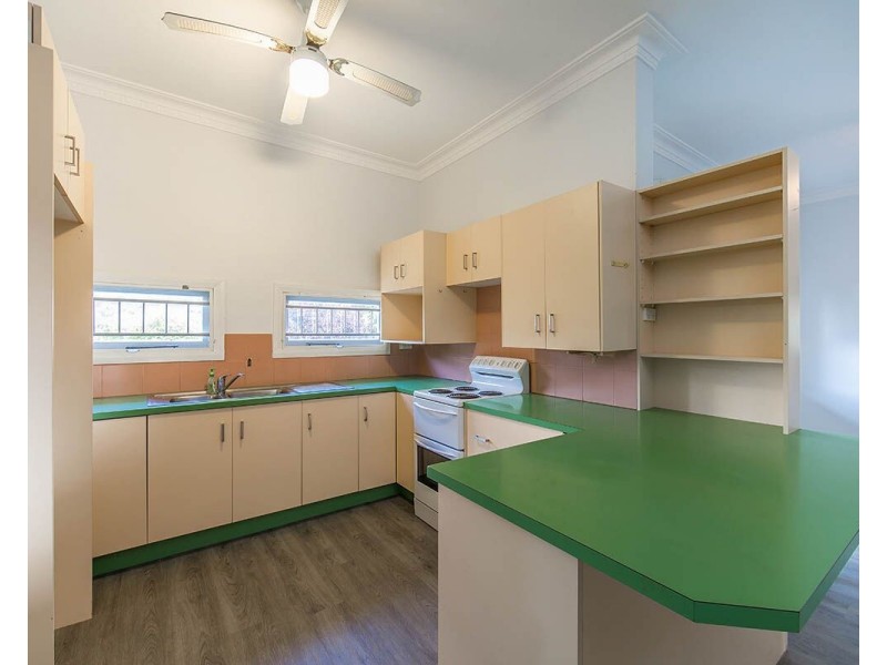 120 Maine Road, Clontarf QLD 4019