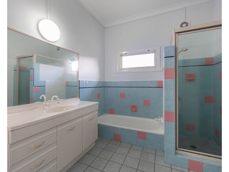 120 Maine Road, Clontarf QLD 4019