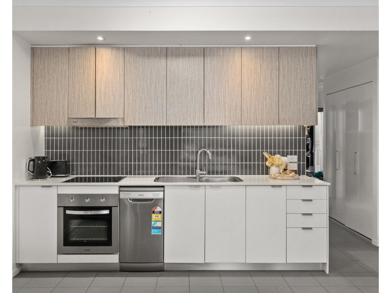 2/62 Waldheim Street, Annerley QLD 4103