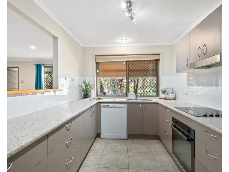 6 Cerise Street, Wavell Heights QLD 4012