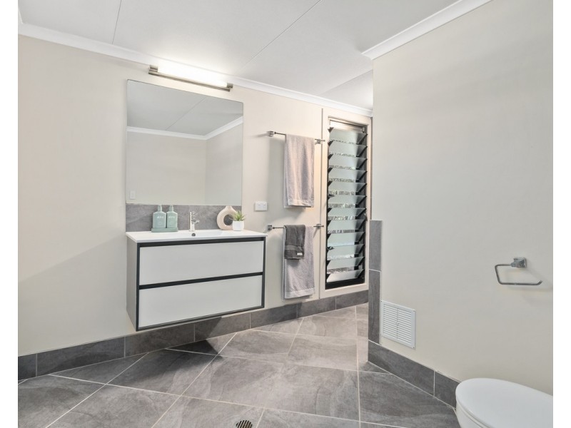 6 Cerise Street, Wavell Heights QLD 4012