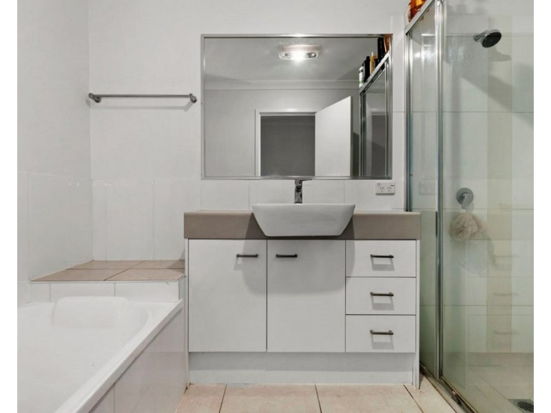 11/70 John Street, Redcliffe QLD 4020