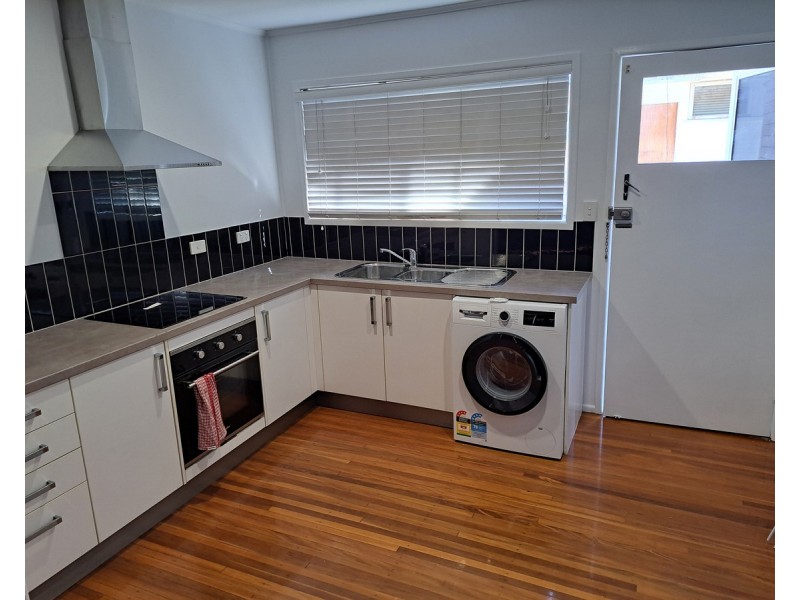 2/51 Theodore Street, Stafford QLD 4053