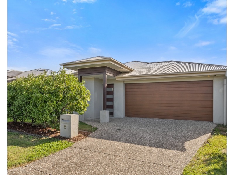 5 Tanzanite Avenue, Logan Reserve QLD 4133