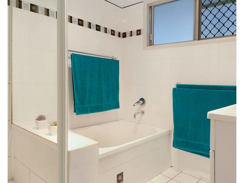 5 Mirbelia Street, Everton Hills QLD 4053