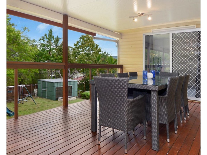 5 Mirbelia Street, Everton Hills QLD 4053