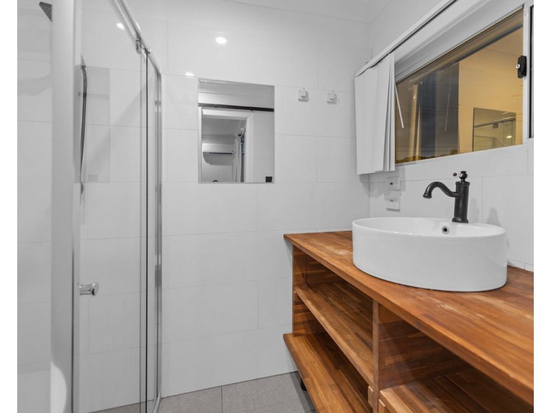 22 Benaroon Street, Bracken Ridge QLD 4017