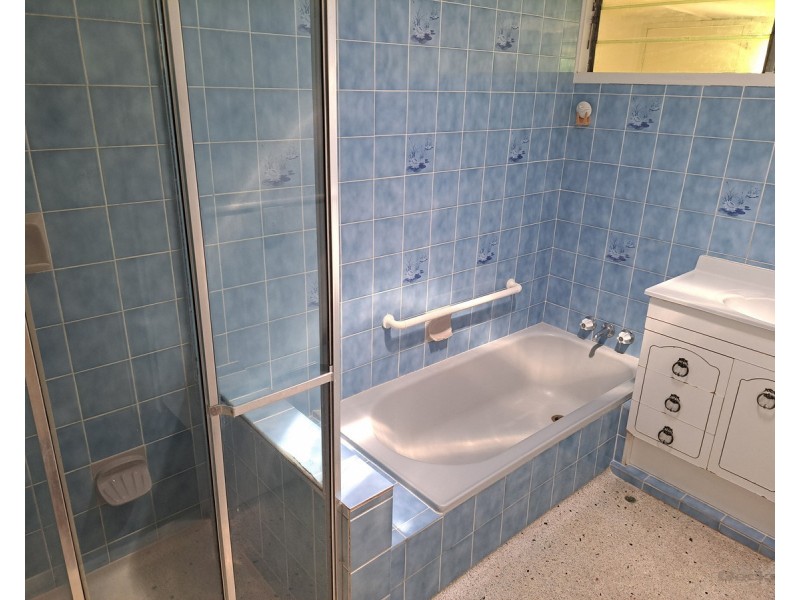 29 Amott Street, Stafford Heights QLD 4053