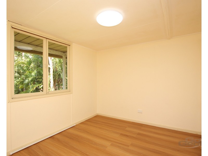 29 Amott Street, Stafford Heights QLD 4053