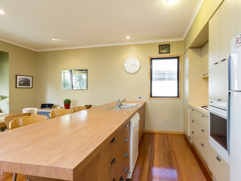 98 Dickson Street, Wooloowin QLD 4030