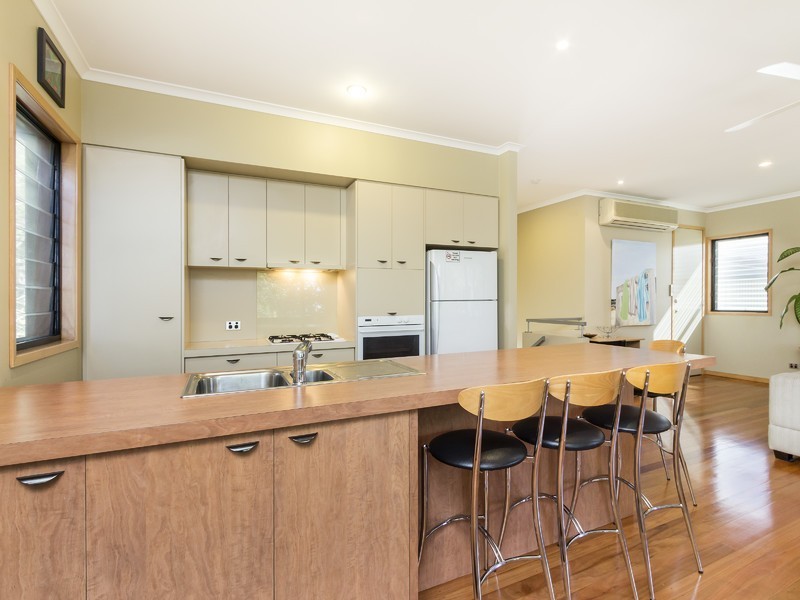 98 Dickson Street, Wooloowin QLD 4030