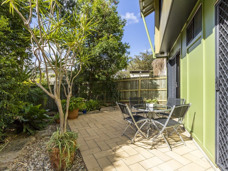 98 Dickson Street, Wooloowin QLD 4030