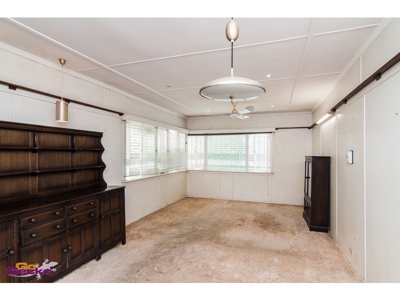 10 Pedley Street, Wavell Heights QLD 4012