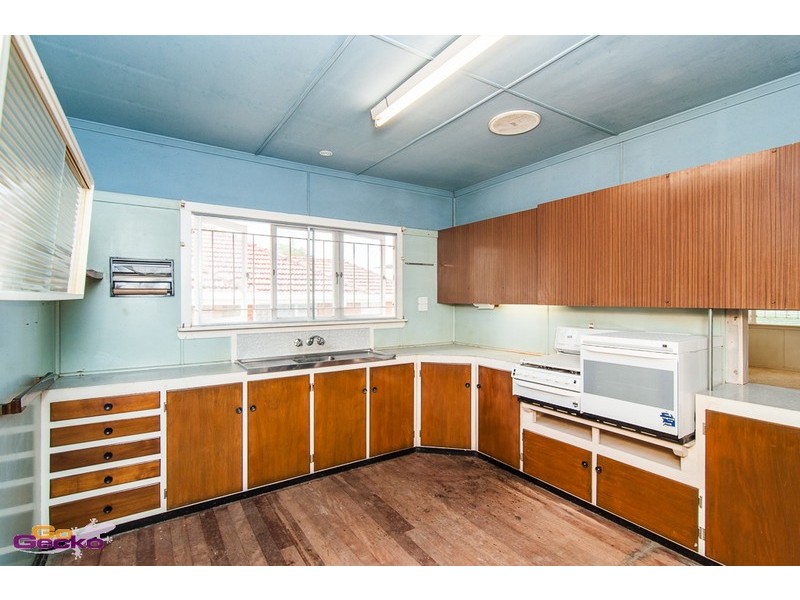 10 Pedley Street, Wavell Heights QLD 4012