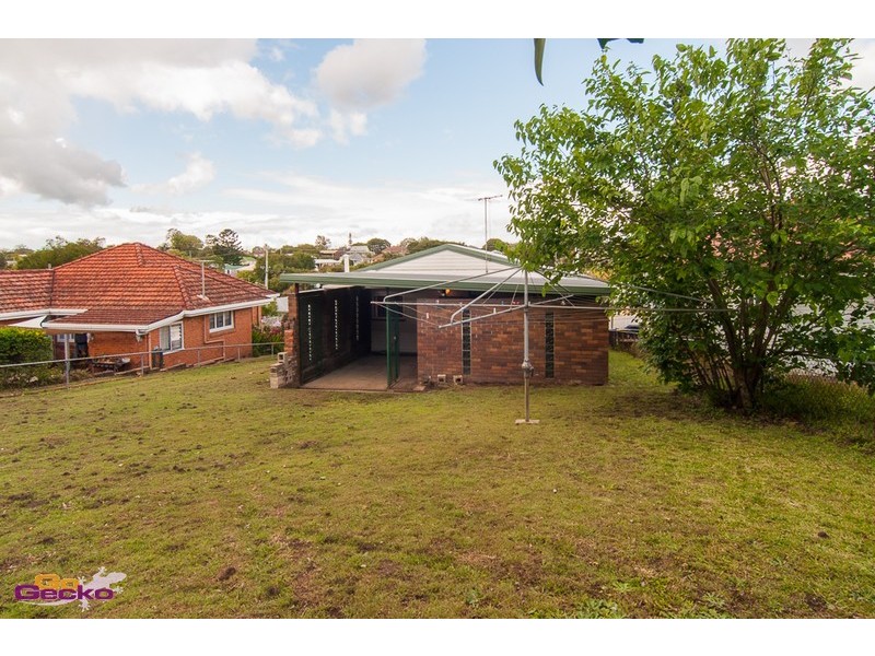 10 Pedley Street, Wavell Heights QLD 4012
