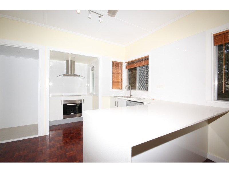 6 Tolmie Street, Zillmere QLD 4034