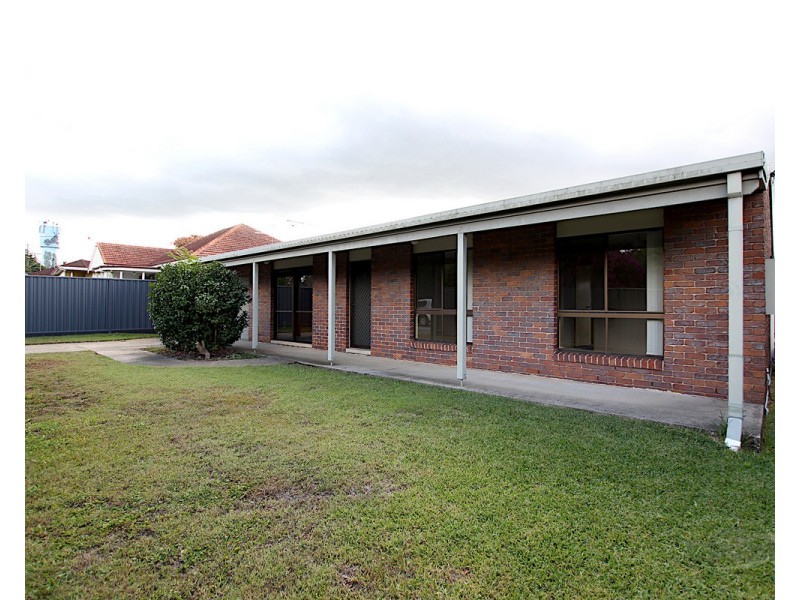 11 Dohles Rocks Road, Kallangur QLD 4503