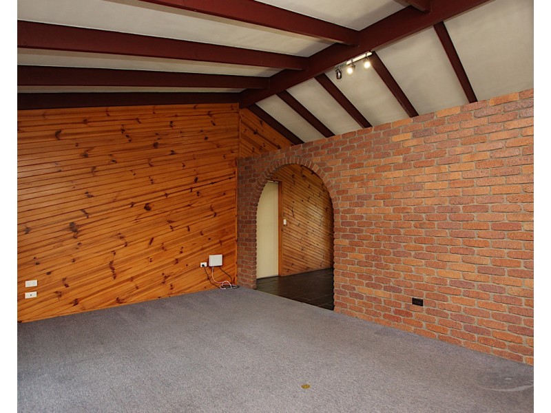 11 Dohles Rocks Road, Kallangur QLD 4503