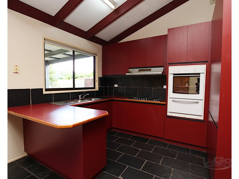 11 Dohles Rocks Road, Kallangur QLD 4503