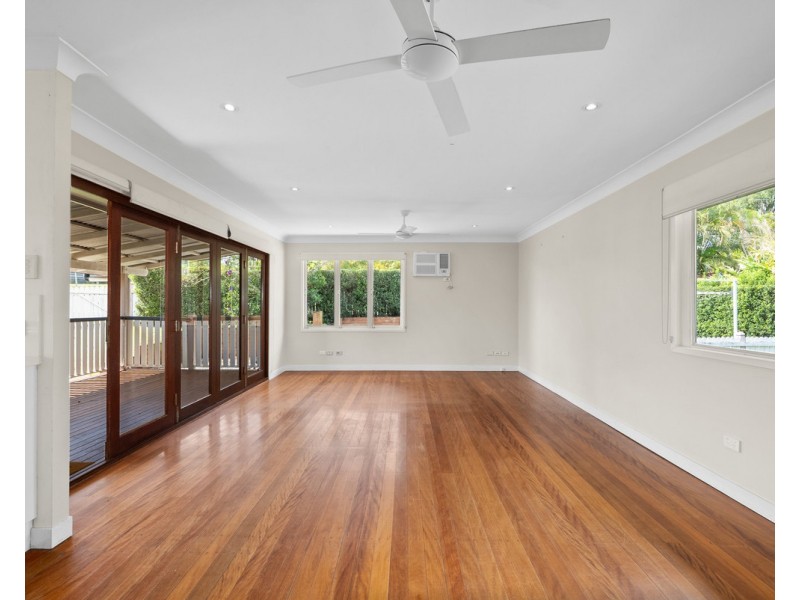 38 Viney Street, Chermside West QLD 4032