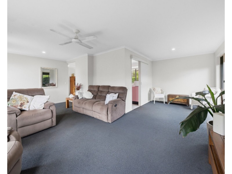 155 Old Northern Road, Albany Creek QLD 4035