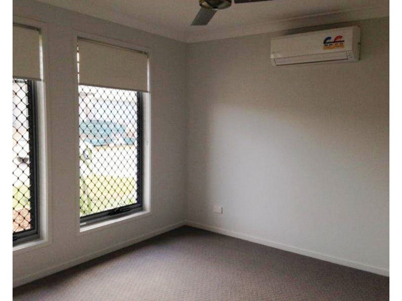 40 Ravensbourne Crescent, North Lakes QLD 4509
