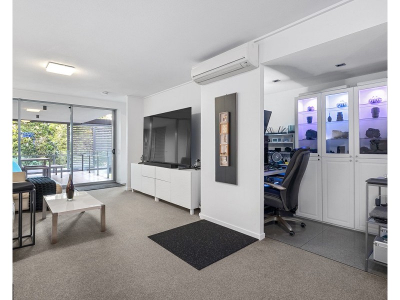 305/23 Parkland Street, Nundah QLD 4012