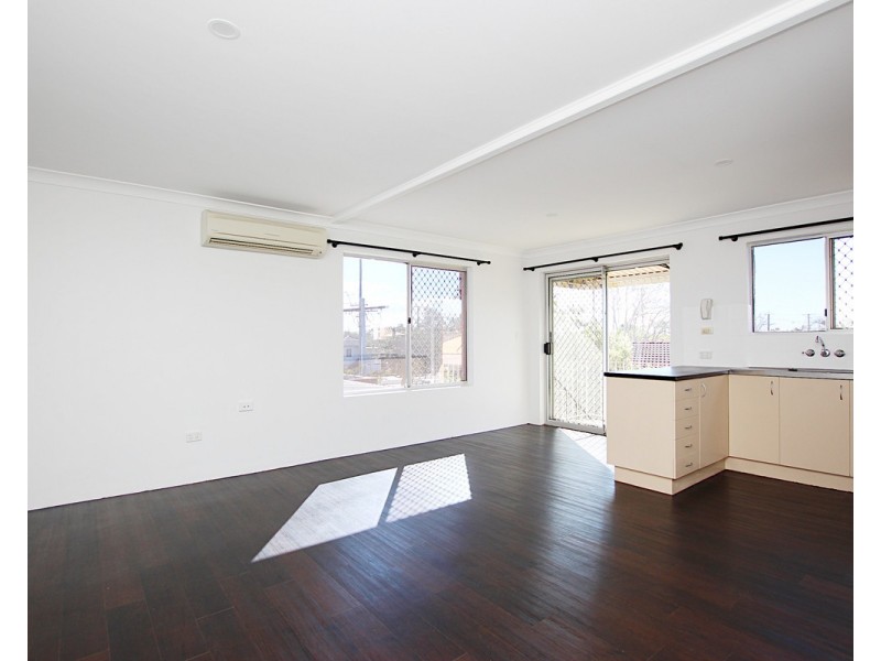 4/194 Oxley Avenue, Margate QLD 4019