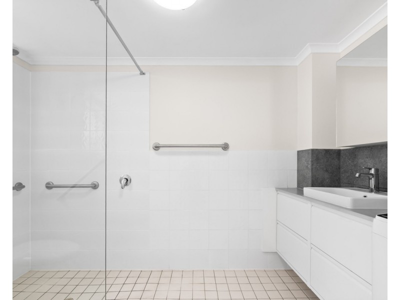 6/12 Ballantine Street, Chermside QLD 4032