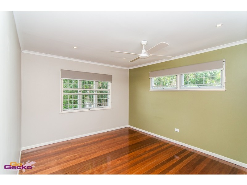 12 Loncroft Street, Brighton QLD 4017