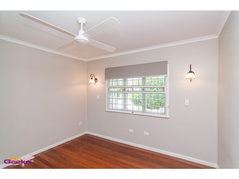 12 Loncroft Street, Brighton QLD 4017