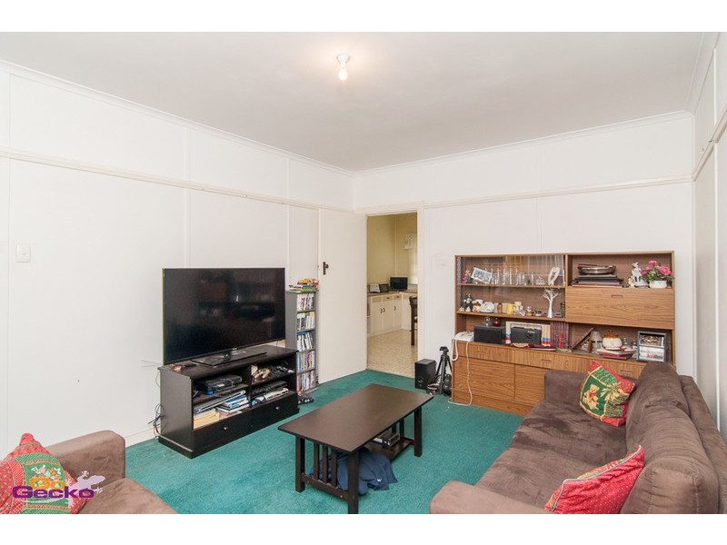 73 Hodgkinson Street, Chermside QLD 4032