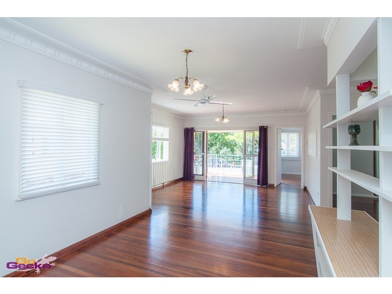 24 Hinchcliffe Street, Zillmere QLD 4034
