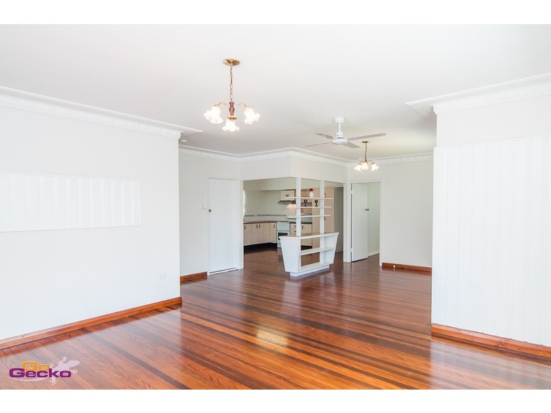 24 Hinchcliffe Street, Zillmere QLD 4034