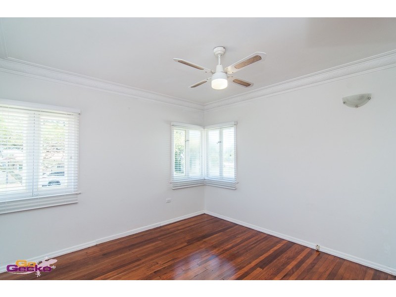 24 Hinchcliffe Street, Zillmere QLD 4034