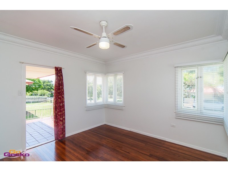 24 Hinchcliffe Street, Zillmere QLD 4034