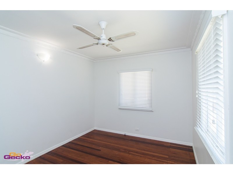 24 Hinchcliffe Street, Zillmere QLD 4034