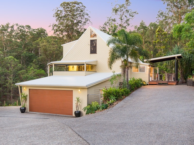12 Branch Creek Road, Clear Mountain QLD 4500