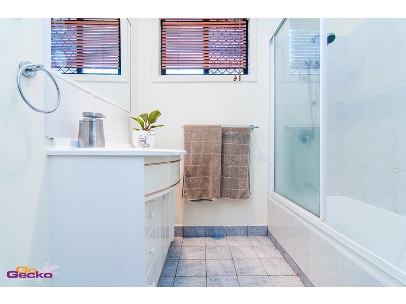 98 Blinzinger Road, Banyo QLD 4014