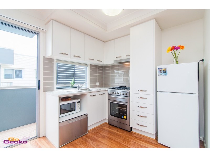 23 Cascade Lane, Fitzgibbon QLD 4018