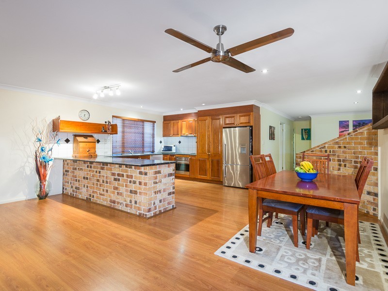 70 Hayward Avenue, Cashmere QLD 4500