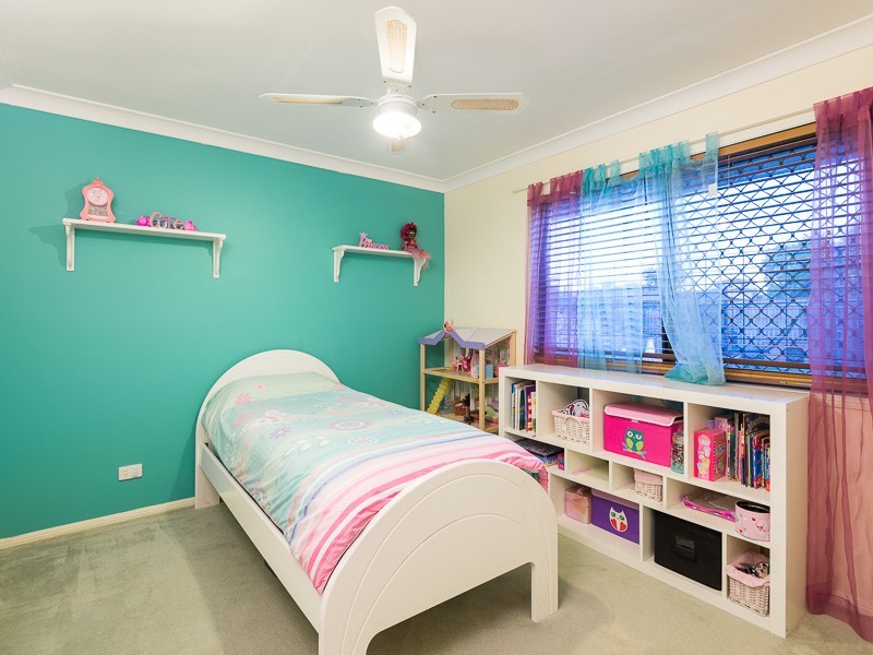 70 Hayward Avenue, Cashmere QLD 4500