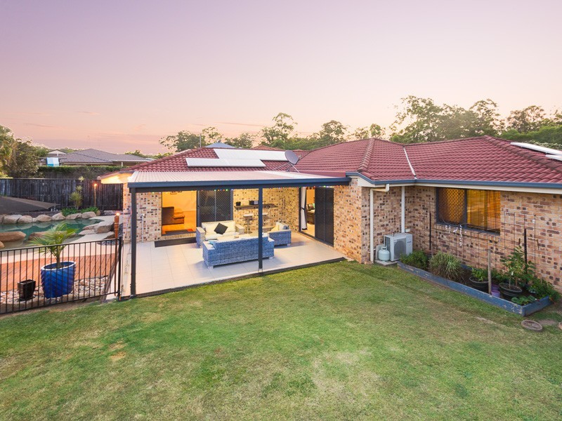 70 Hayward Avenue, Cashmere QLD 4500