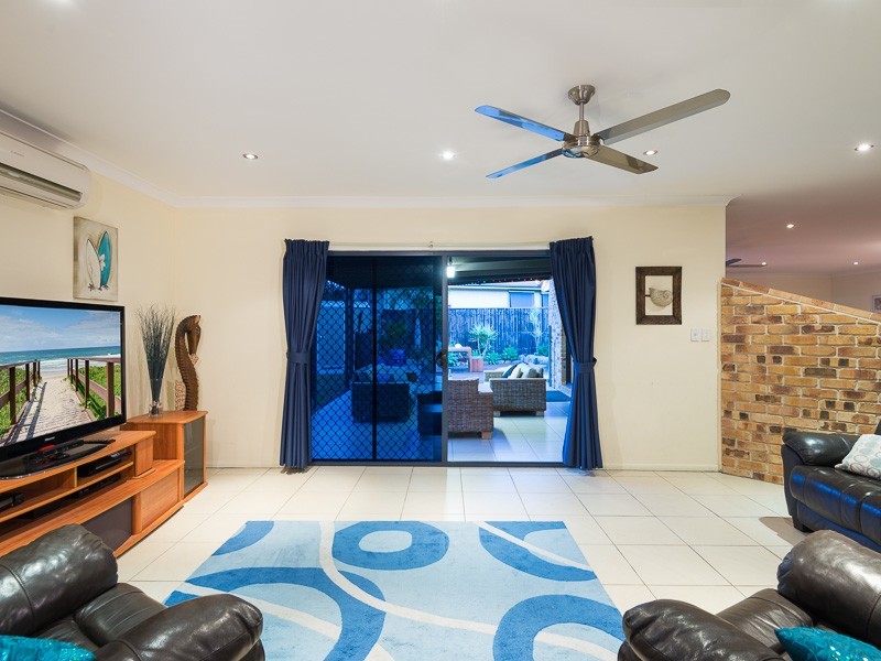 70 Hayward Avenue, Cashmere QLD 4500