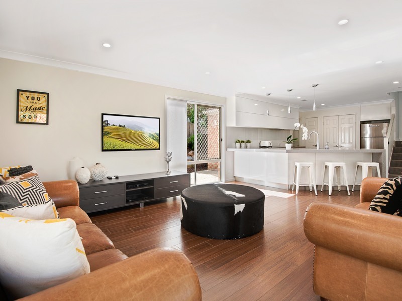 3 Myrtle Place, Albany Creek QLD 4035