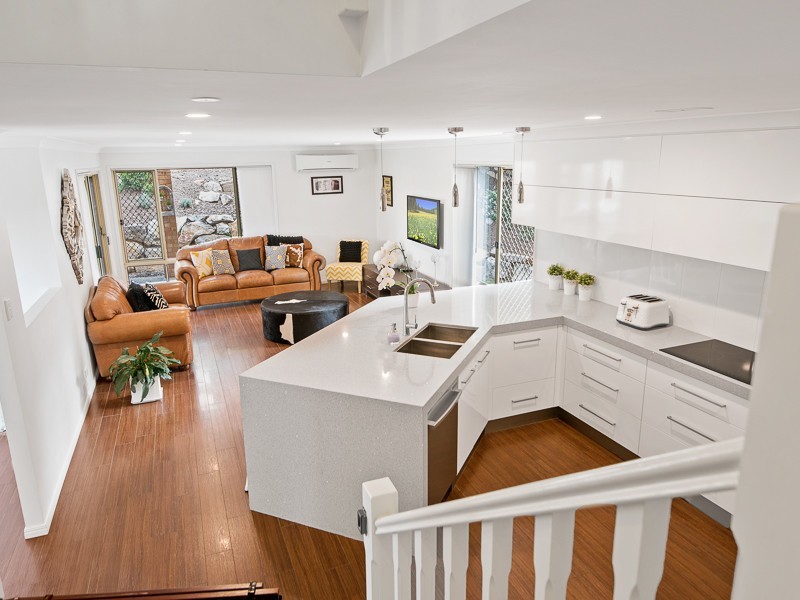 3 Myrtle Place, Albany Creek QLD 4035