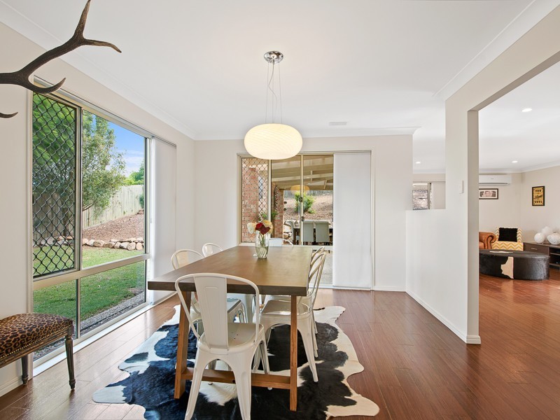 3 Myrtle Place, Albany Creek QLD 4035