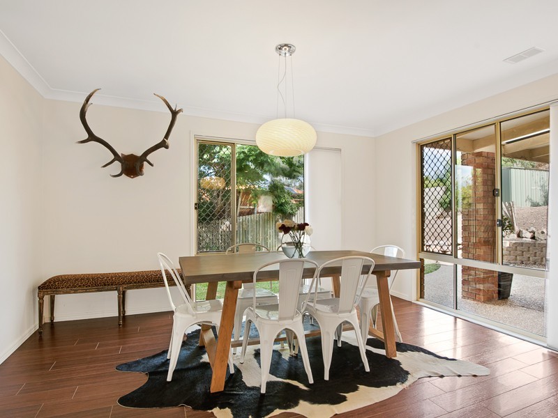 3 Myrtle Place, Albany Creek QLD 4035